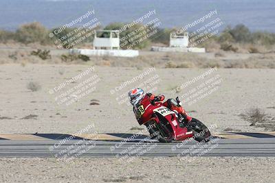 media/Dec-07-2025-CVMA (Sun) [[3e7d2de5dc]]/Race 9-Formula UL Shootout/